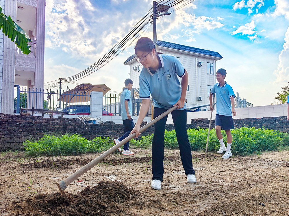甘肃定西叛逆不听话孩子学校联系电话及择校指南